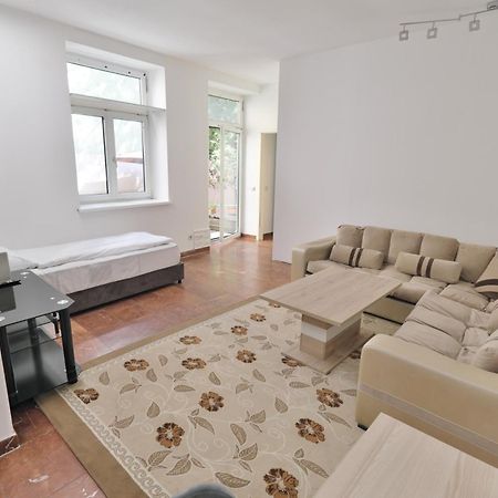 Mariahilf Apartment Вена Экстерьер фото